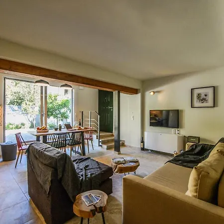 Garden Cellar - Kalamata Mediterranean Villas מראה חיצוני תמונה