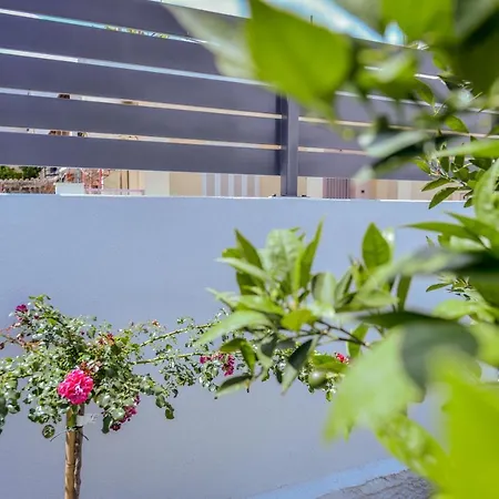 Garden Cellar - Kalamata Mediterranean Villas מראה חיצוני תמונה