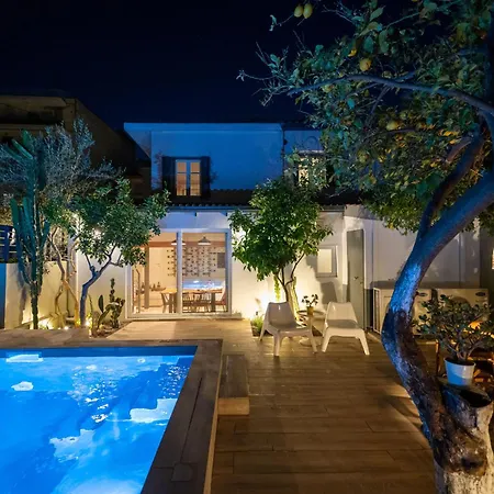 Garden Cellar - Kalamata Mediterranean Villas מראה חיצוני תמונה