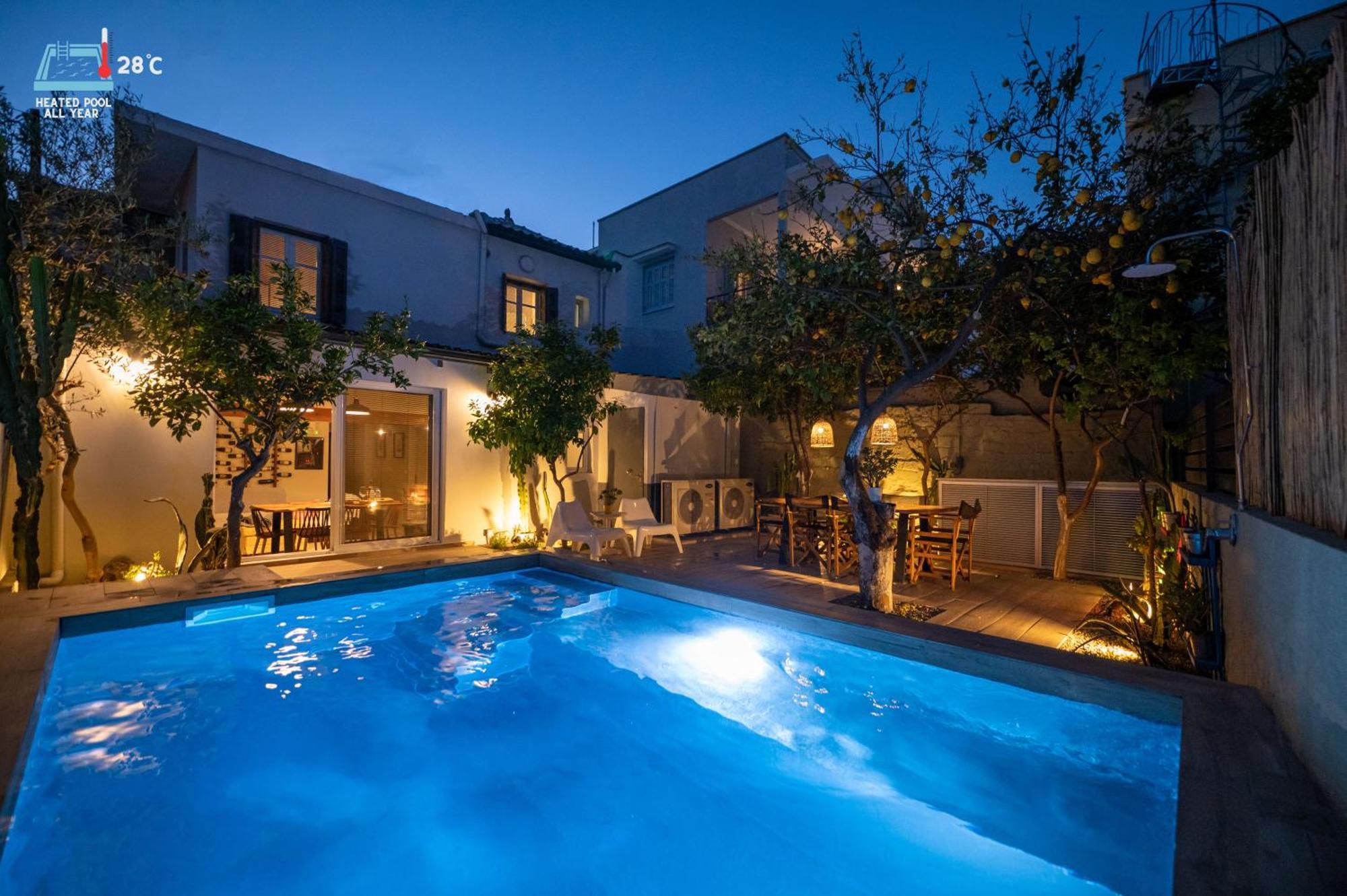 Villa Garden Cellar - Mediterranean